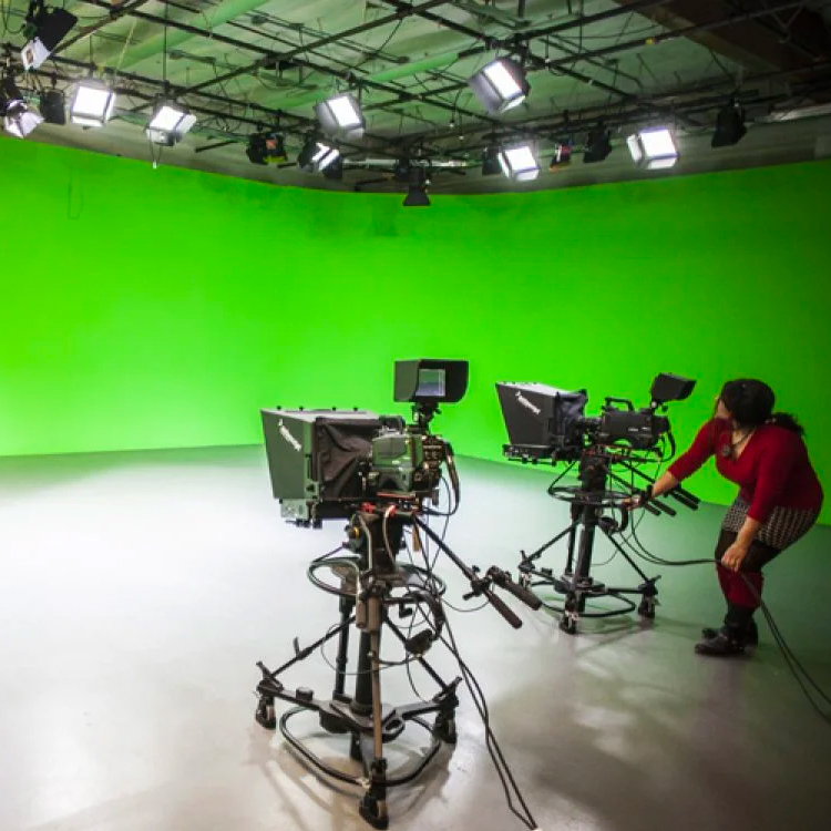 ce-green-screen